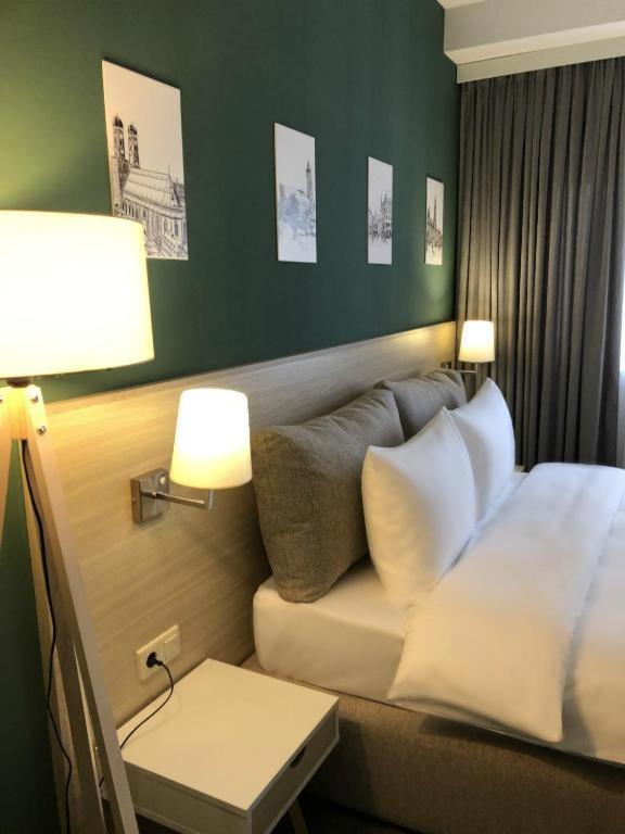 In City Hotel Erivan Exterior foto